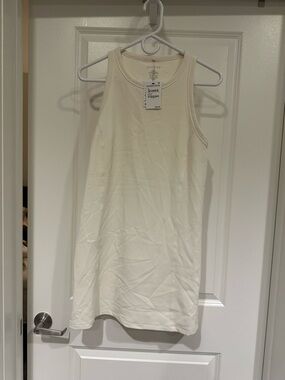 Bandier atheletic dress-never worn
Tags on